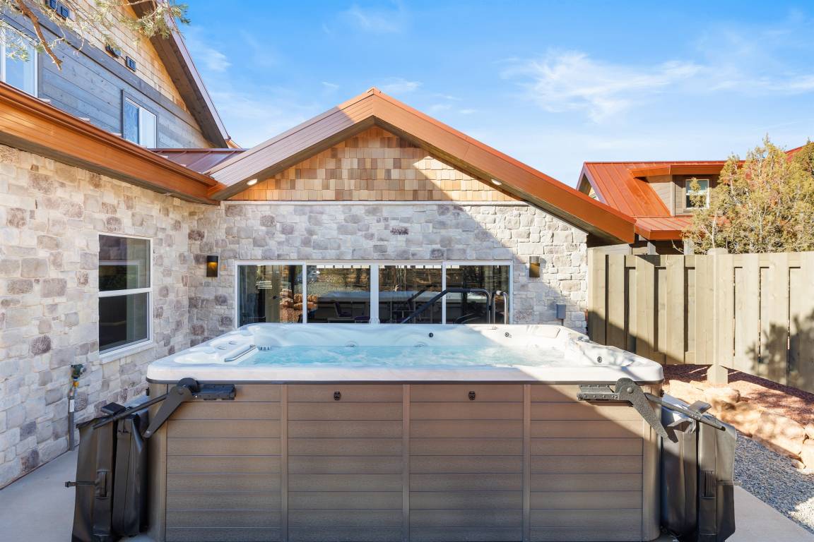 464 M² House ∙ 7 Bedrooms ∙ 17 Guests - Orderville, UT