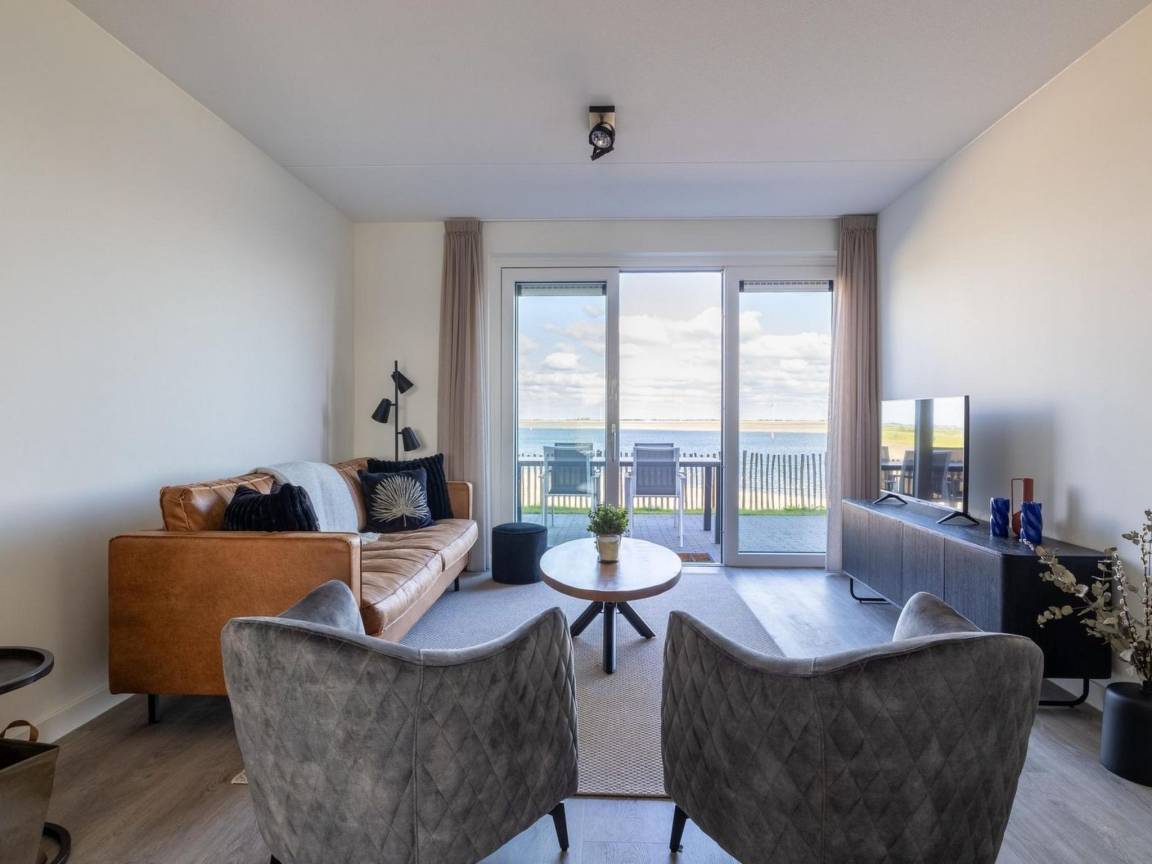 77 M² Ferienhaus ∙ 1 Schlafzimmer ∙ 4 Gäste - Bruinisse