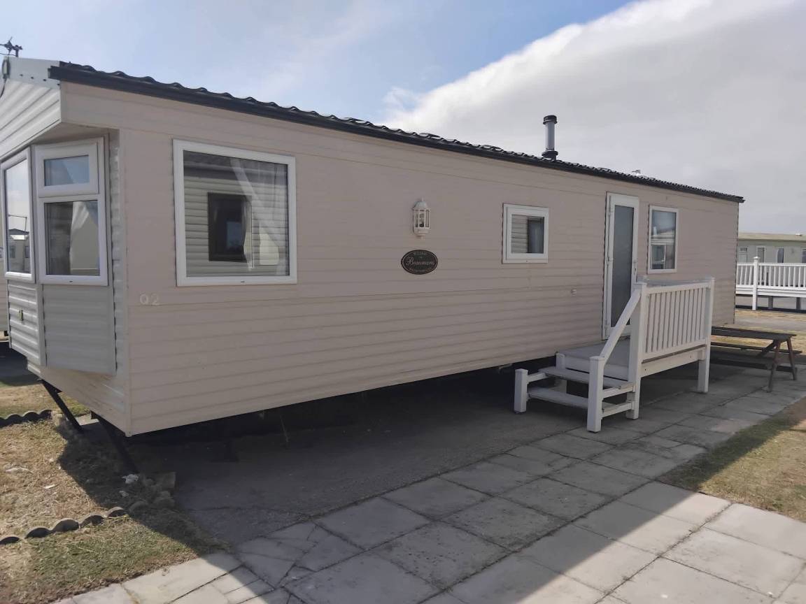 40 M² Cabin ∙ 2 Bedrooms ∙ 6 Guests - Towyn