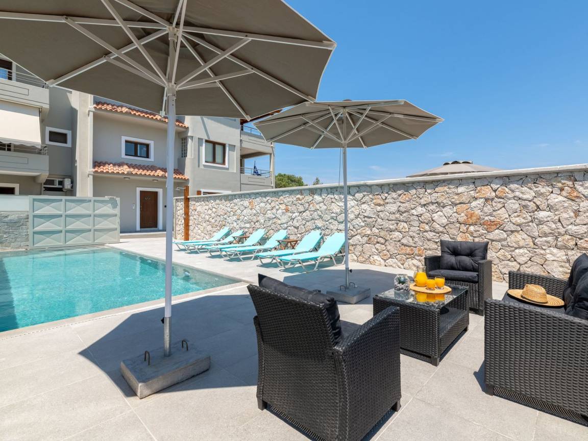 80 M² House ∙ 2 Bedrooms ∙ 4 Guests - Faliraki