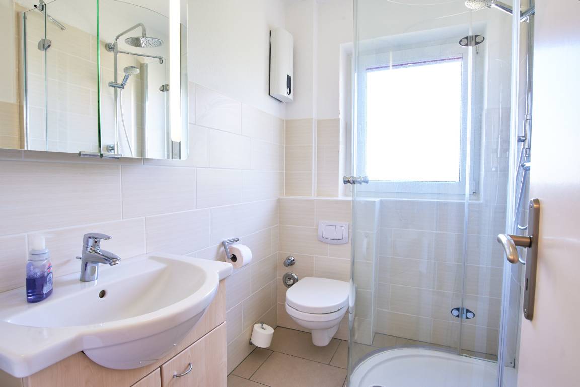70 m² Ferienwohnung ∙ 2 Schlafzimmer ∙ 4 Gäste – Bild 7
