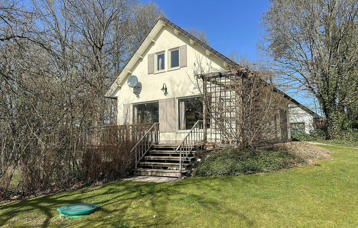 200 M² Maison De Vacances ∙ 4 Chambres ∙ 8 Personnes - Rendeux