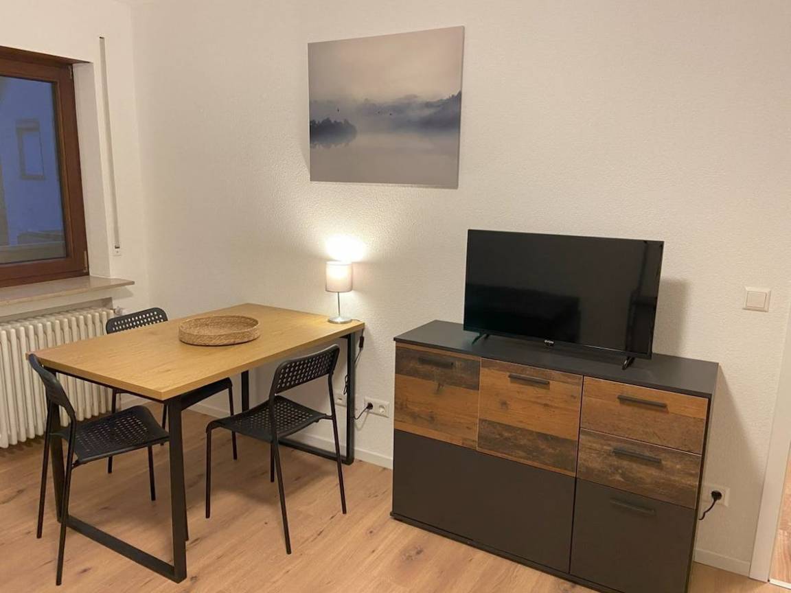 55 M² Ferienwohnung ∙ 2 Schlafzimmer ∙ 4 Gäste - Esslingen am Neckar
