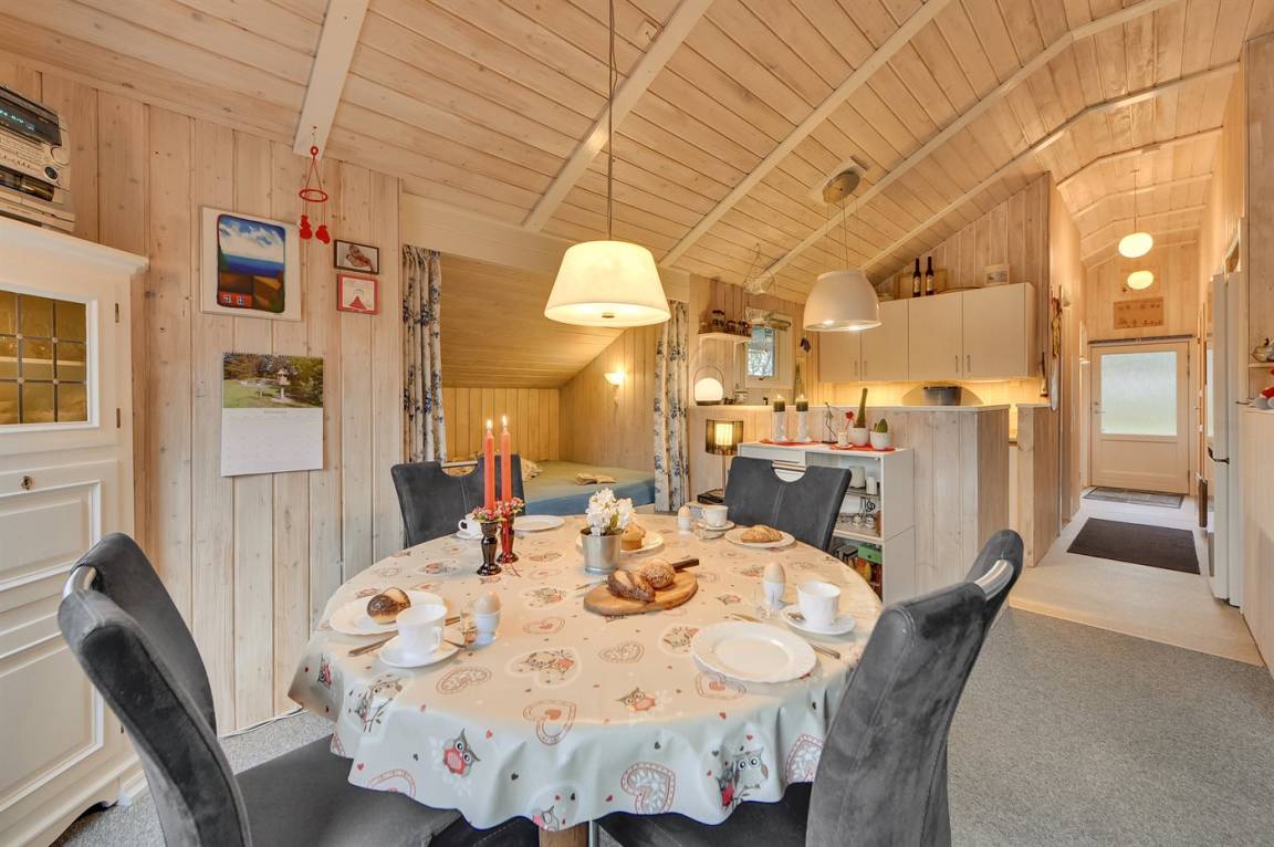 61 m² Ferienhaus ∙ 2 Schlafzimmer ∙ 6 Gäste – Bild 10