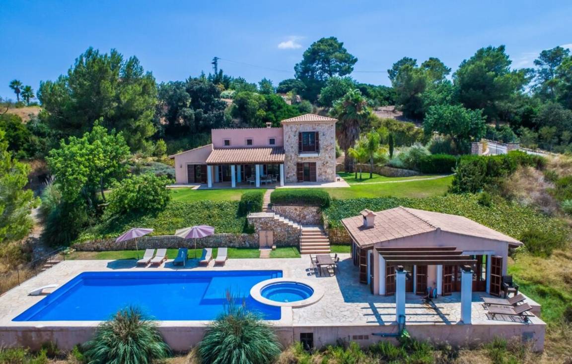 190 M² Ferienhaus ∙ 5 Schlafzimmer ∙ 10 Gäste - Mallorca