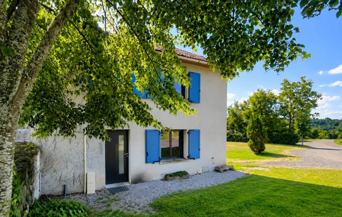 74 M² Maison De Vacances ∙ 2 Chambres ∙ 4 Personnes - Bort-les-Orgues