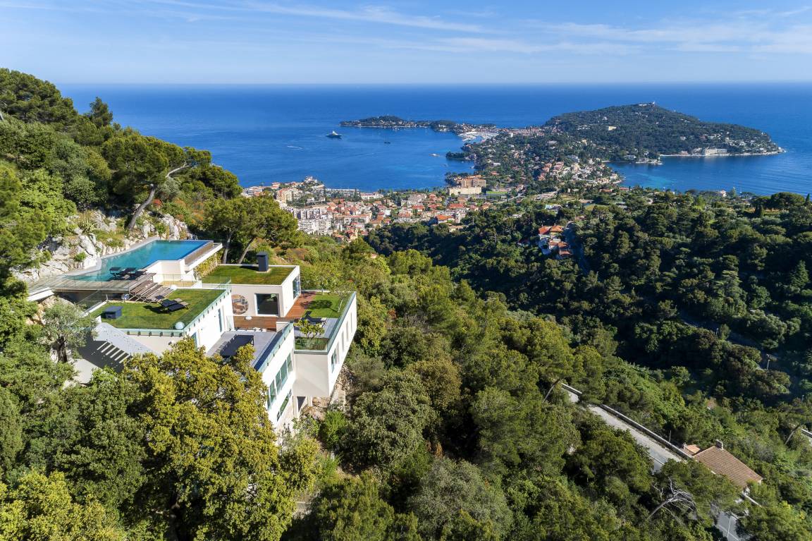 270 M² Villa ∙ 5 Bedrooms ∙ 10 Guests - Nice