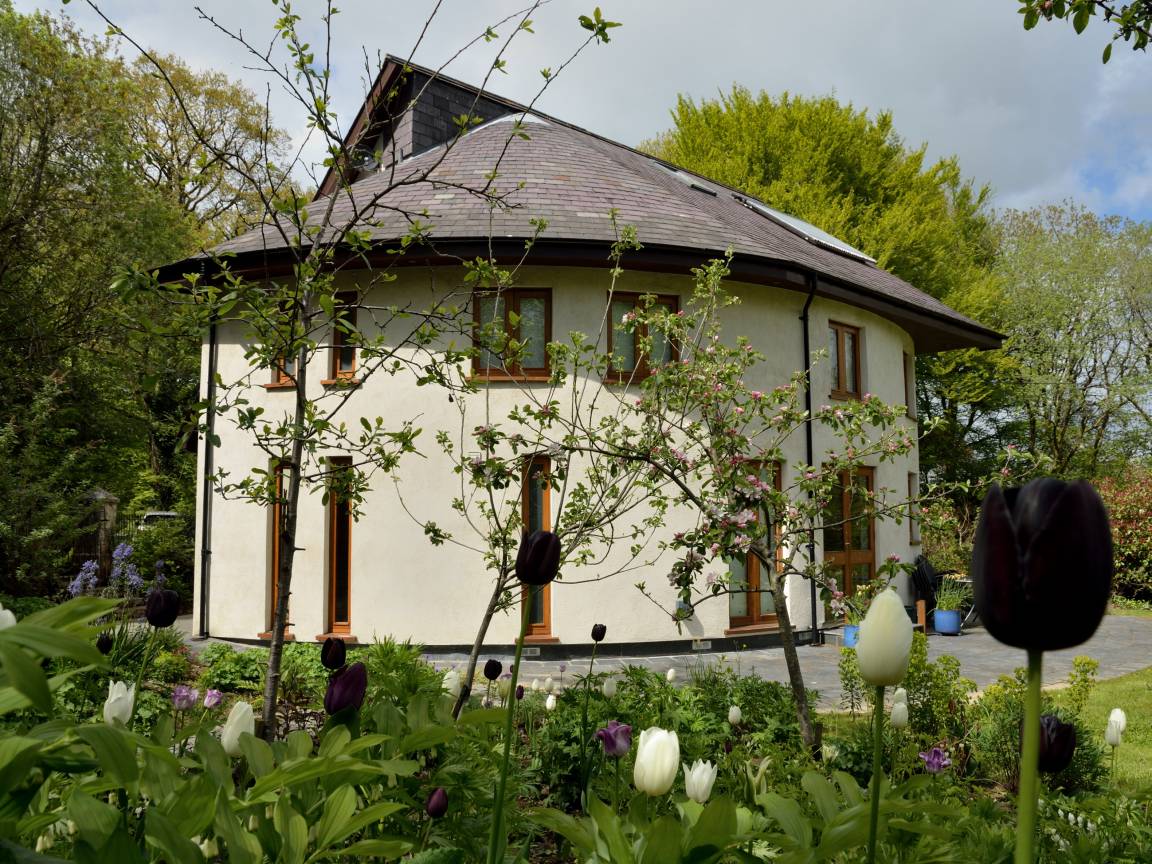 Cottage ∙ 4 Bedrooms ∙ 8 Guests - Llandovery