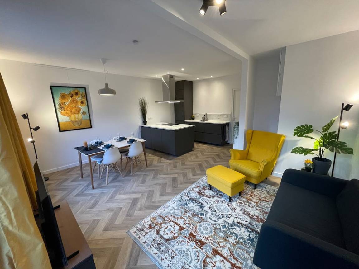 60 M² Apartment ∙ 1 Bedroom ∙ 1 Guest - Utrecht