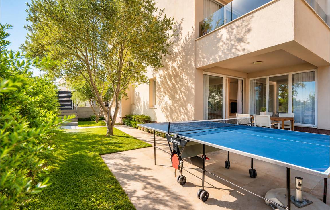 70 M² Apartamento ∙ 1 Habitación ∙ 4 Huéspedes - Vir