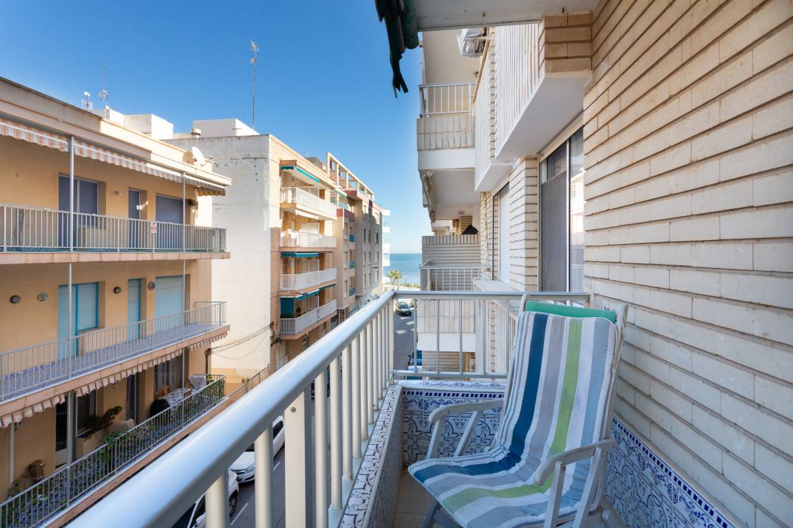 67 M² Apartment ∙ 3 Bedrooms ∙ 6 Guests - Torrevieja