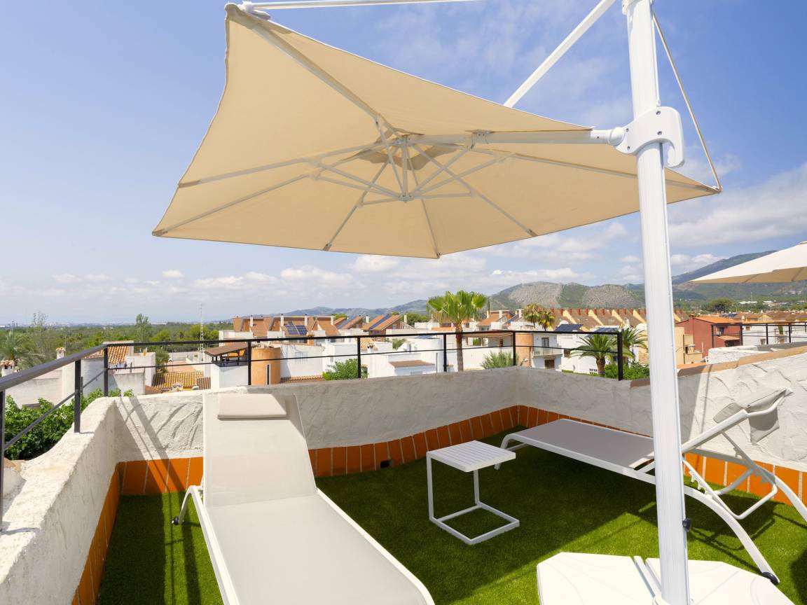 80 M² Apartamento ∙ 2 Habitaciones ∙ 6 Huéspedes - Benicasim