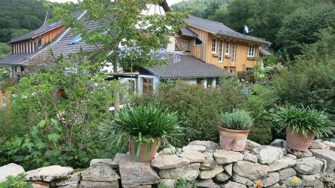85 M² Huis ∙ 1 Slaapkamer ∙ 4 Gasten - Badenweiler
