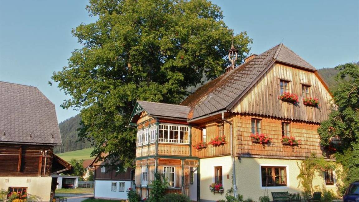 70 M² Ferienwohnung ∙ 2 Schlafzimmer ∙ 5 Gäste - Liezen