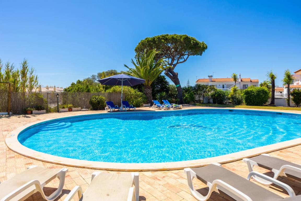 220 M² Villa ∙ 4 Bedrooms ∙ 8 Guests - Albufeira