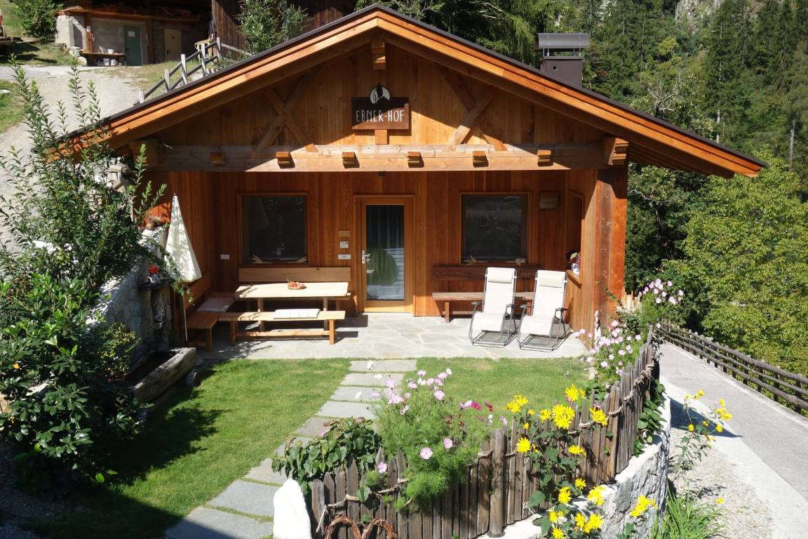 70 M² Chalet ∙ 2 Habitaciones ∙ 6 Huéspedes - Tirolo