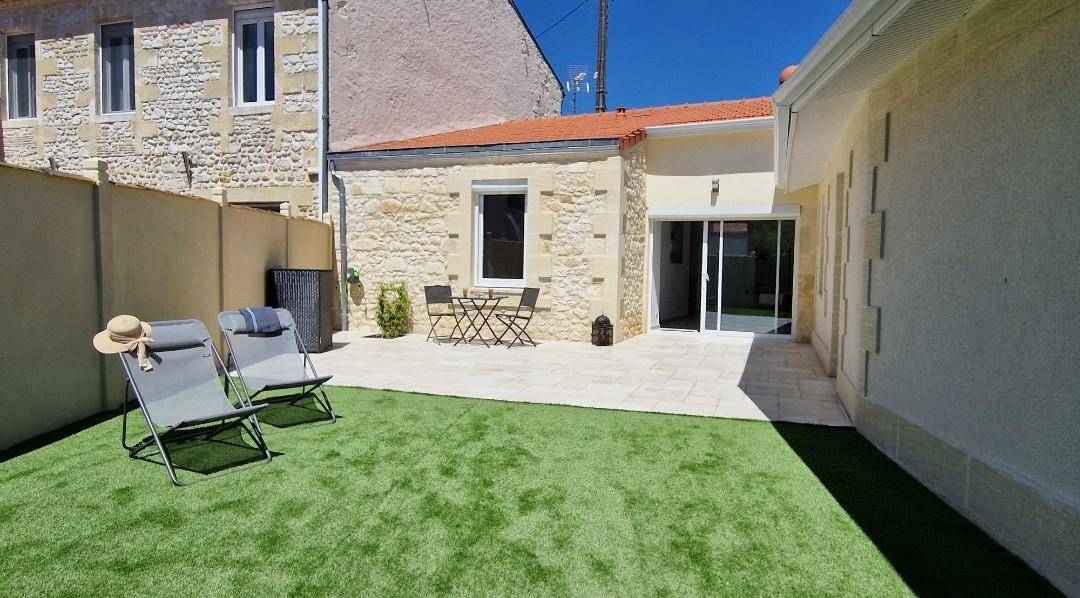 63 M² Gîte ∙ 1 Chambre ∙ 2 Personnes - Lesparre-Médoc