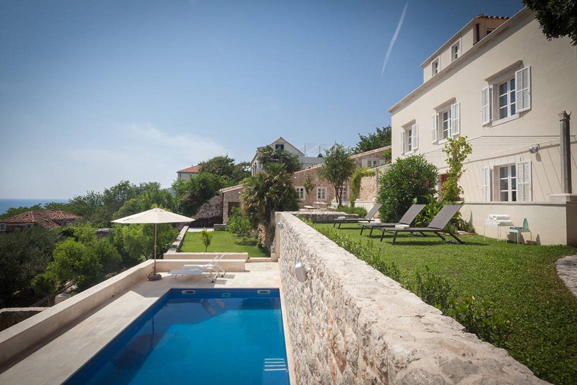 500 M² Villa ∙ 7 Makuuhuonetta ∙ 15 Vierasta - Dubrovnik