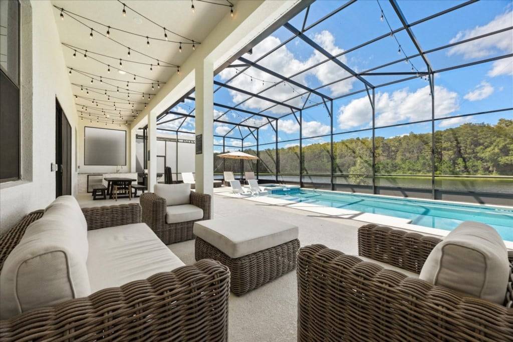 Villa ∙ 15 Schlafzimmer ∙ 42 Gäste - Kissimmee, FL