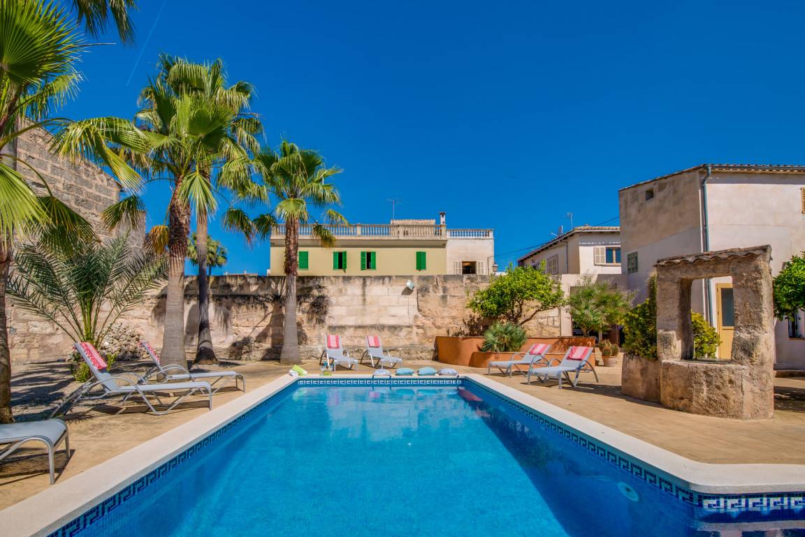 200 M² Maison De Vacances ∙ 5 Chambres ∙ 10 Personnes - Sineu