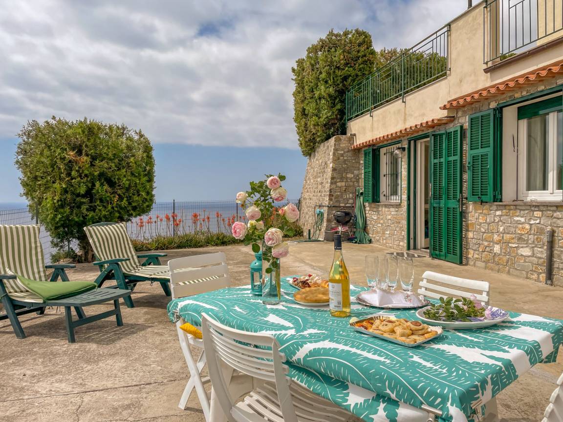 50 M² Appartamento Vacanza ∙ 1 Camera Da Letto ∙ 4 Ospiti - Imperia