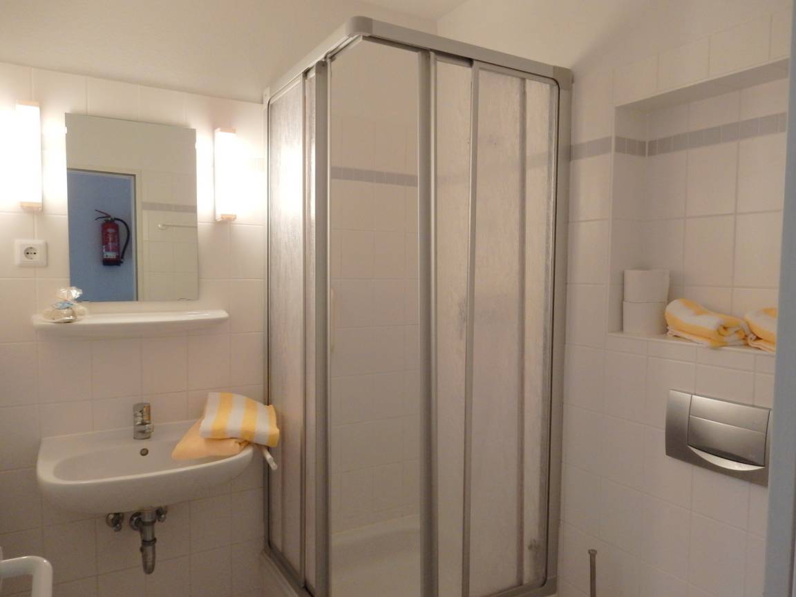 75 m² Ferienwohnung ∙ 2 Schlafzimmer ∙ 4 Gäste – Bild 4