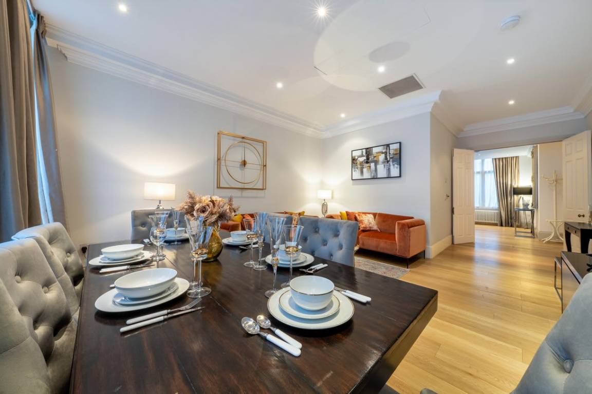 Exterior view of London in London