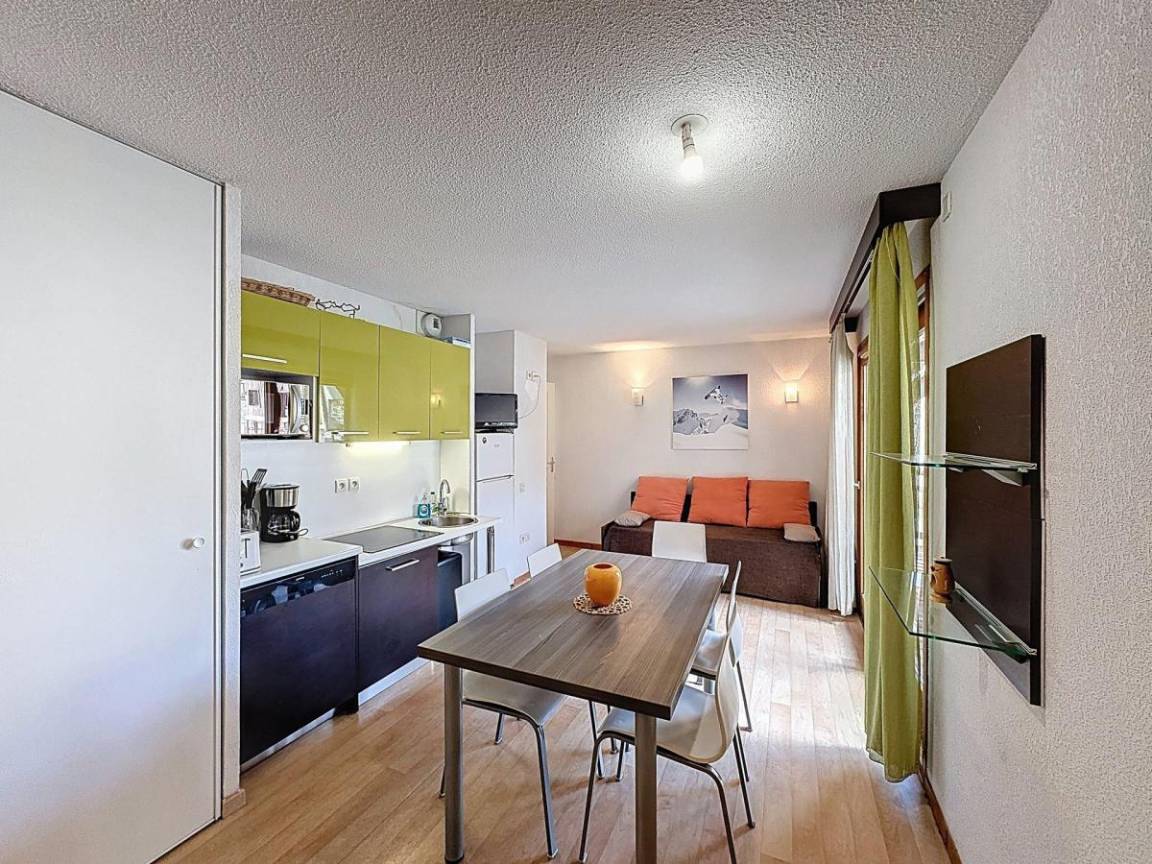 39 m² Ferienwohnung ∙ 1 Schlafzimmer ∙ 6 Gäste – Bild 2