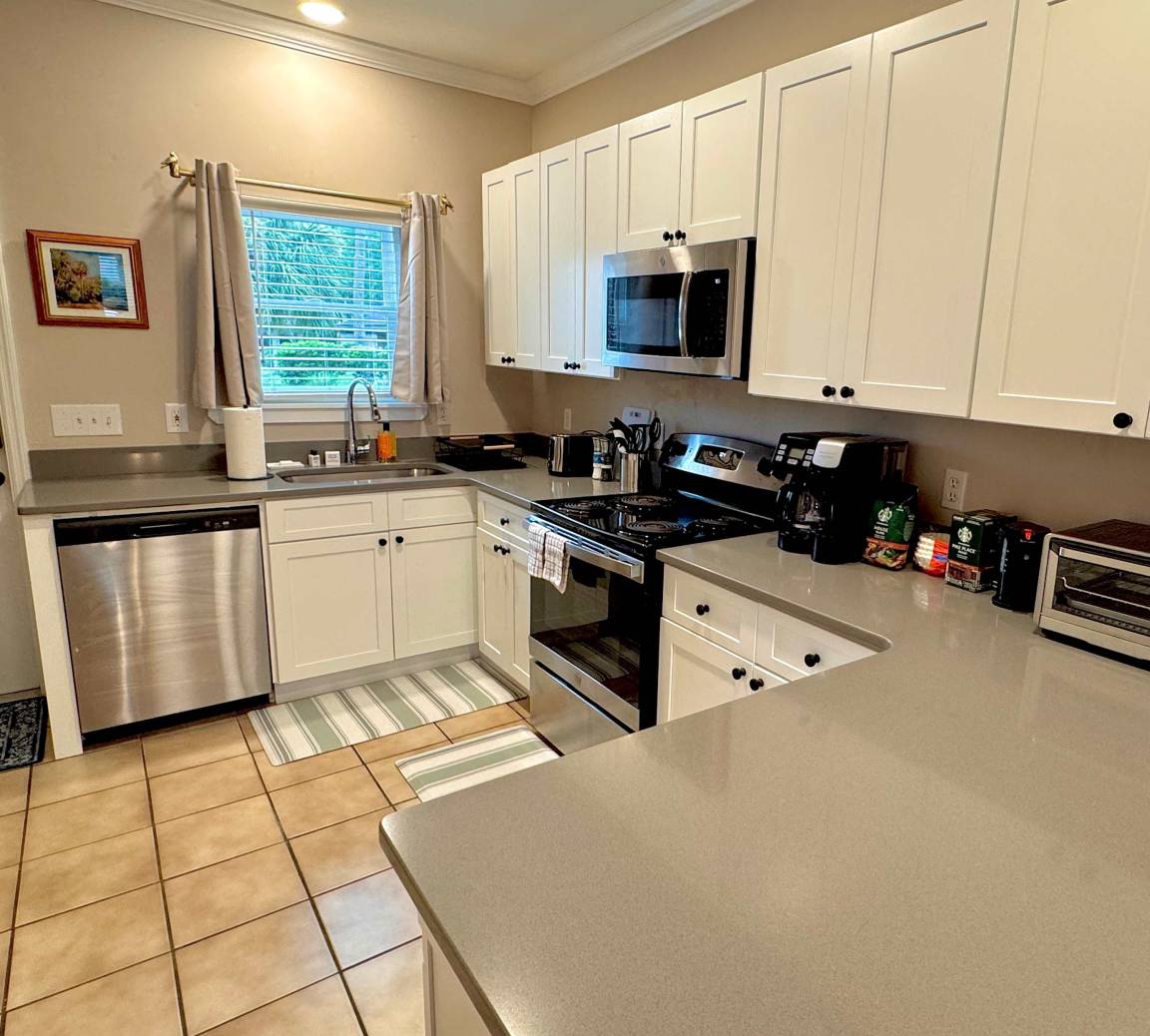 Apartment ∙ 2 Bedrooms ∙ 5 Guests - Gainesville, FL