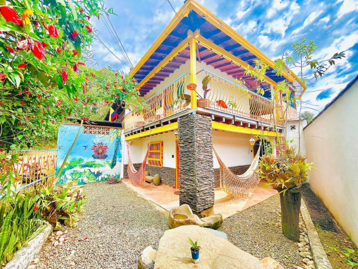 70 M² House ∙ 4 Bedrooms ∙ 14 Guests - Andes