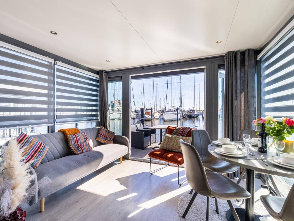 30 m² Hausboot ∙ 2 Schlafzimmer ∙ 4 Gäste – Bild 4