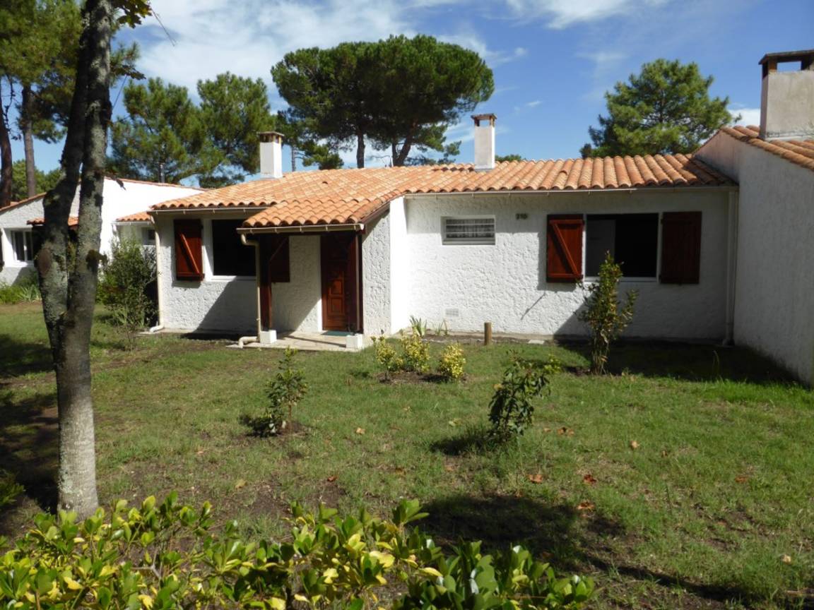 60 M² House ∙ 2 Bedrooms ∙ 4 Guests - La Palmyre