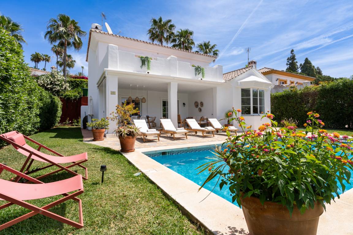 170 M² Villa ∙ 3 Habitaciones ∙ 8 Huéspedes - Calahonda