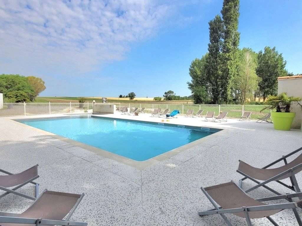 20 M² Camping ∙ 2 Chambres ∙ 4 Personnes - Charente-Maritime