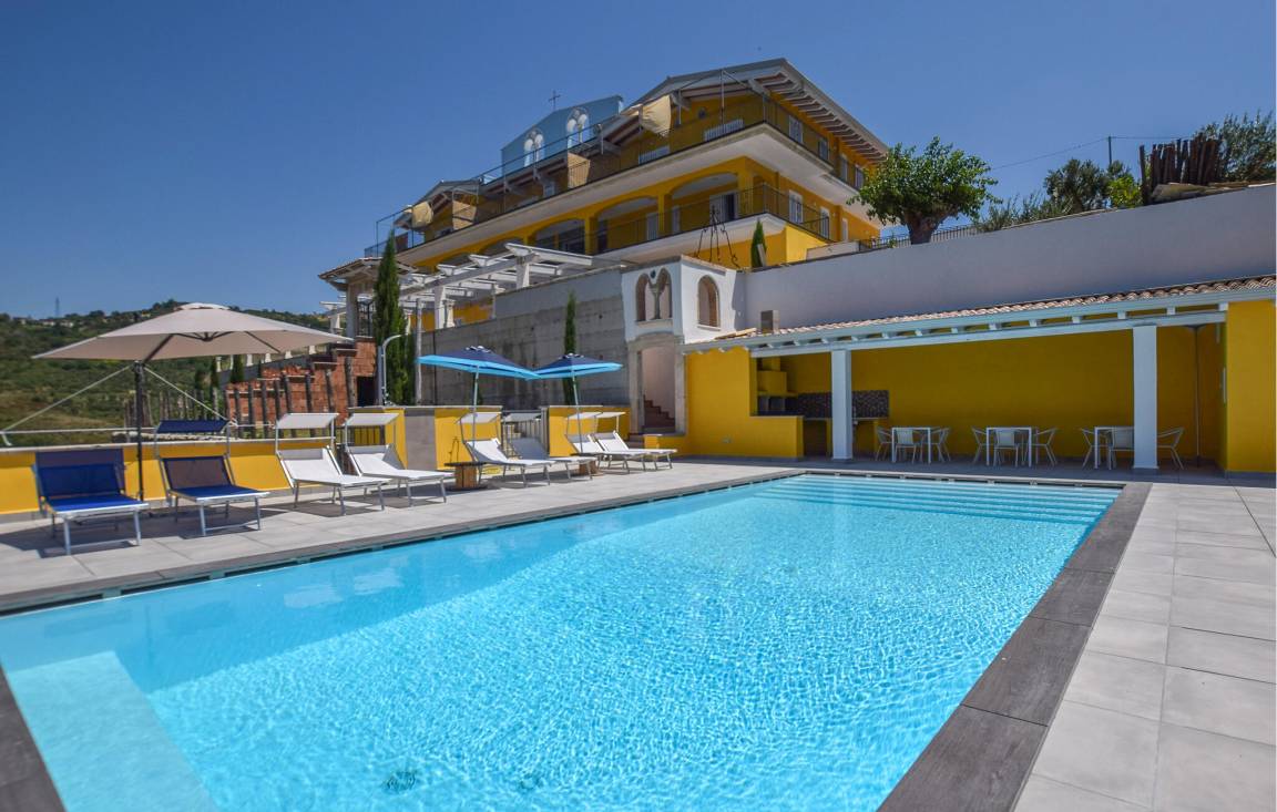 90 M² Appartamento Vacanza ∙ 2 Camere Da Letto ∙ 6 Ospiti - Agropoli