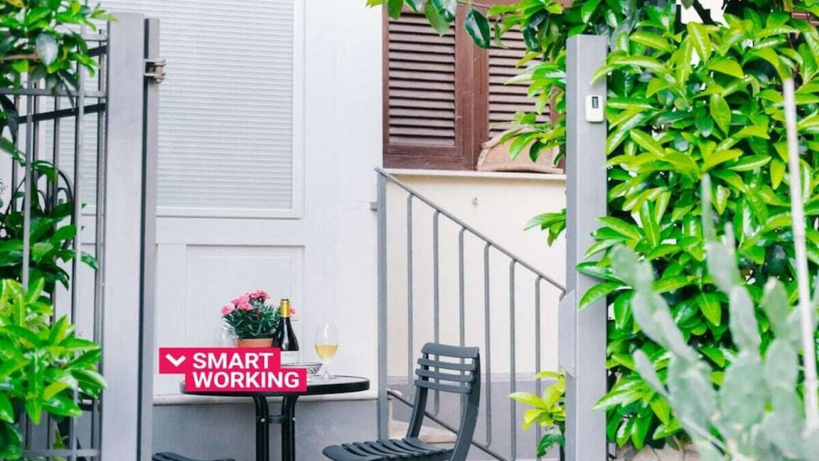 55 M² House ∙ 1 Bedroom ∙ 4 Guests - Syracuse