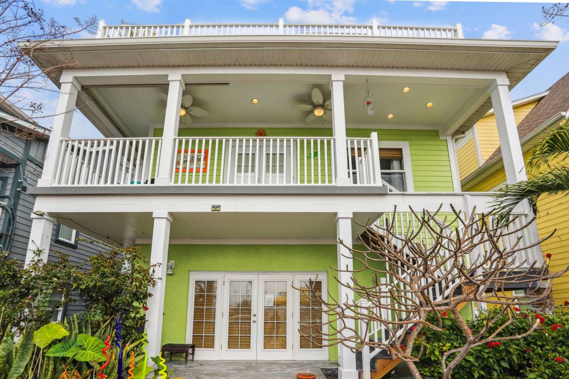 217 M² House ∙ 4 Bedrooms ∙ 8 Guests - St. Petersburg, FL