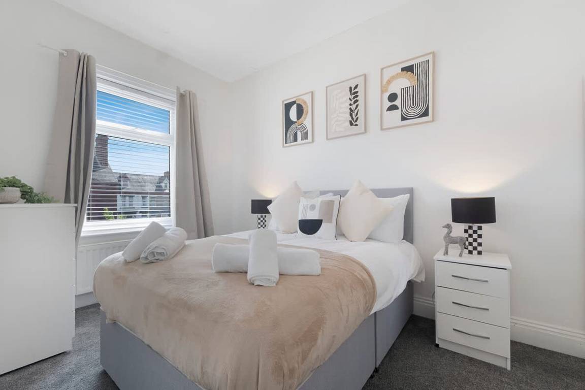 Apartment ∙ 2 Bedrooms ∙ 4 Guests - Darlington