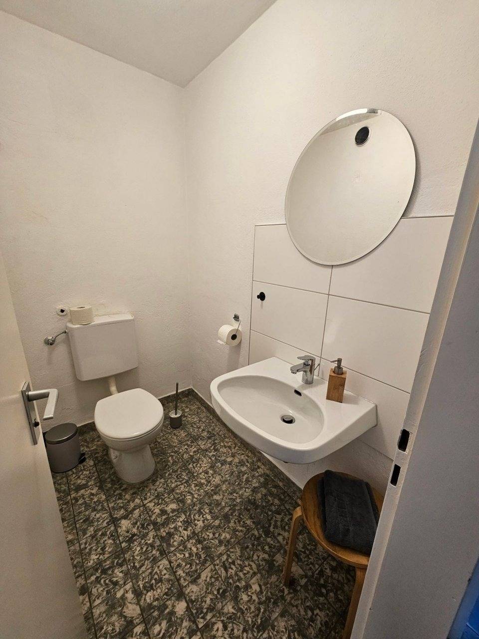 15 m² Gemeinschaftszimmer ∙ 1 Schlafzimmer ∙ 3 Gäste – Bild 10