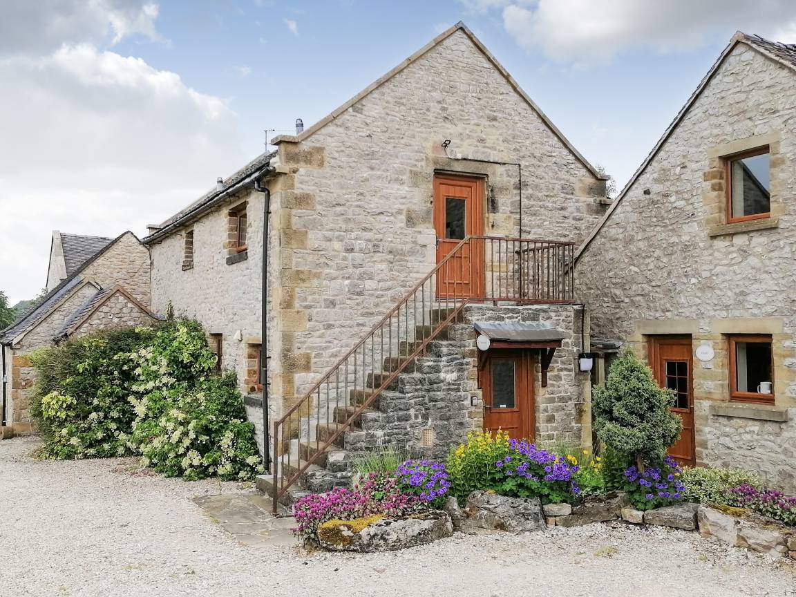Cottage ∙ 2 Bedrooms ∙ 4 Guests - Staffordshire