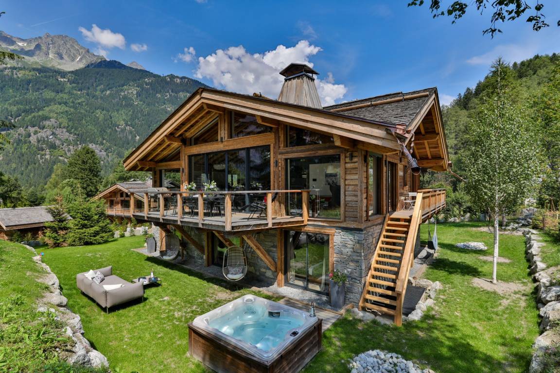 358 M² Appartement ∙ 5 Slaapkamers ∙ 10 Gasten - Chamonix