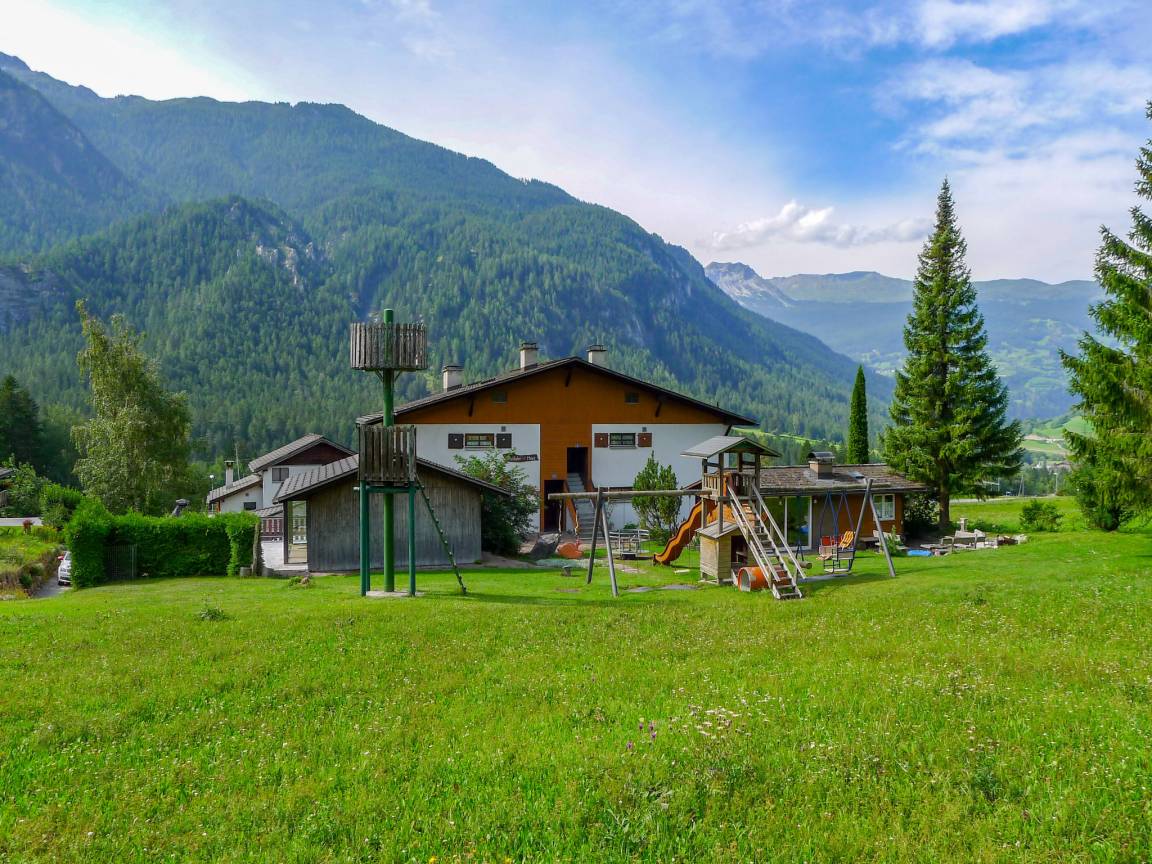 85 M² Apartment ∙ 2 Bedrooms ∙ 6 Guests - Lenzerheide