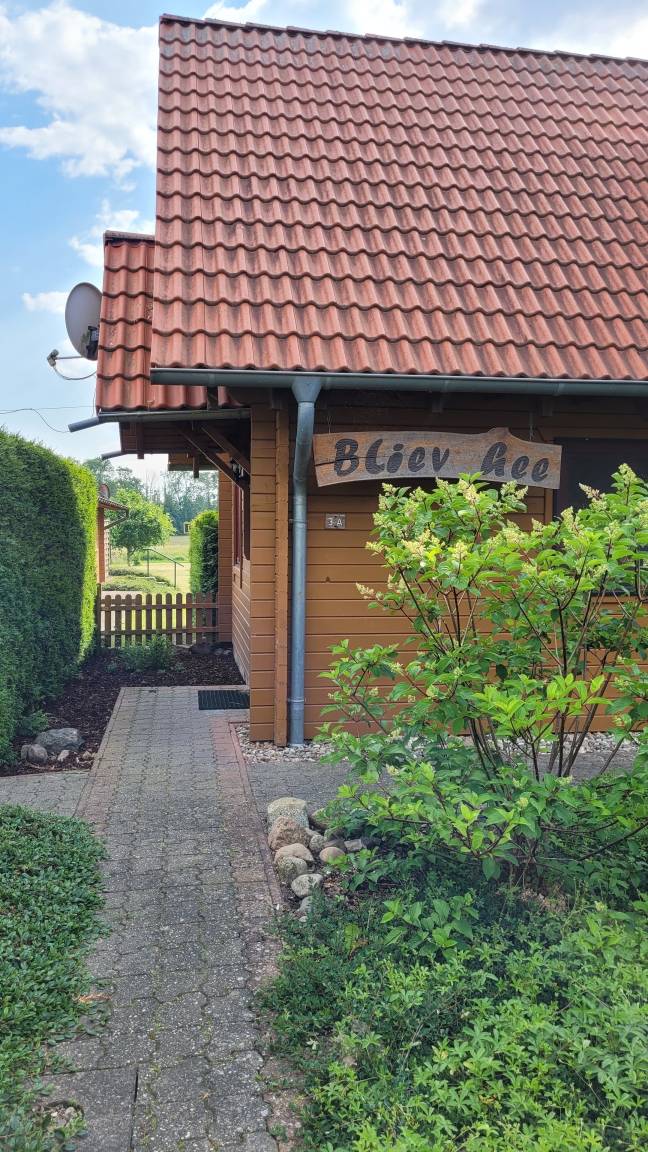 60 m² Ferienhaus ∙ 2 Schlafzimmer ∙ 4 Gäste – Bild 2