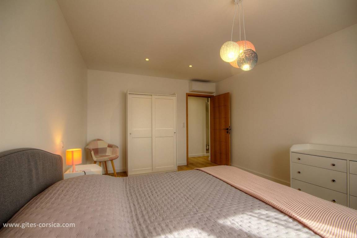 130 m² Gîte ∙ 3 Schlafzimmer ∙ 6 Gäste – Bild 16