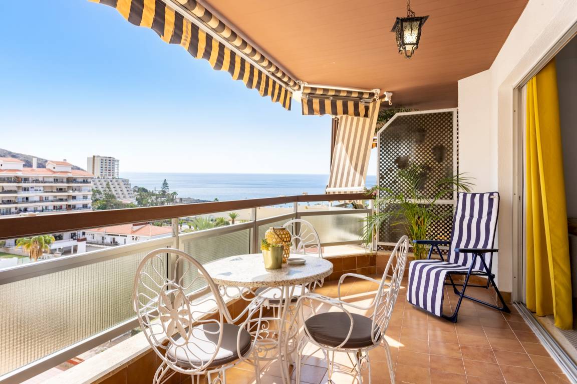 60 M² Apartment ∙ 2 Bedrooms ∙ 4 Guests - Los Cristianos