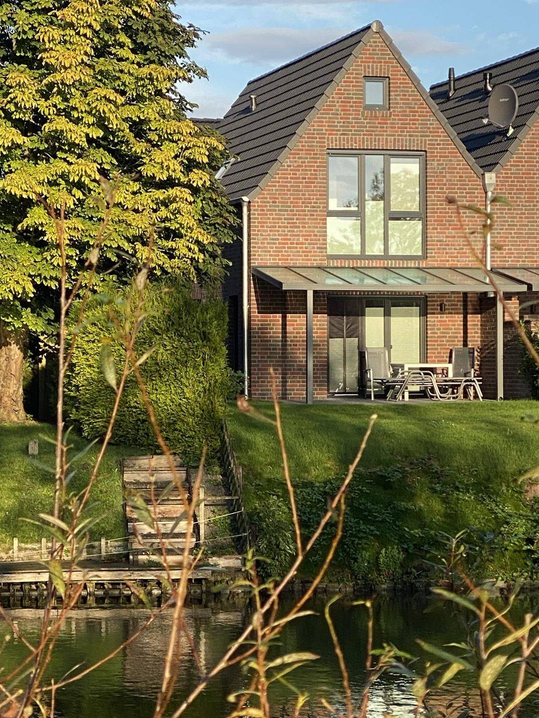 78 M² Ferienhaus ∙ 2 Schlafzimmer ∙ 4 Gäste - Carolinensiel
