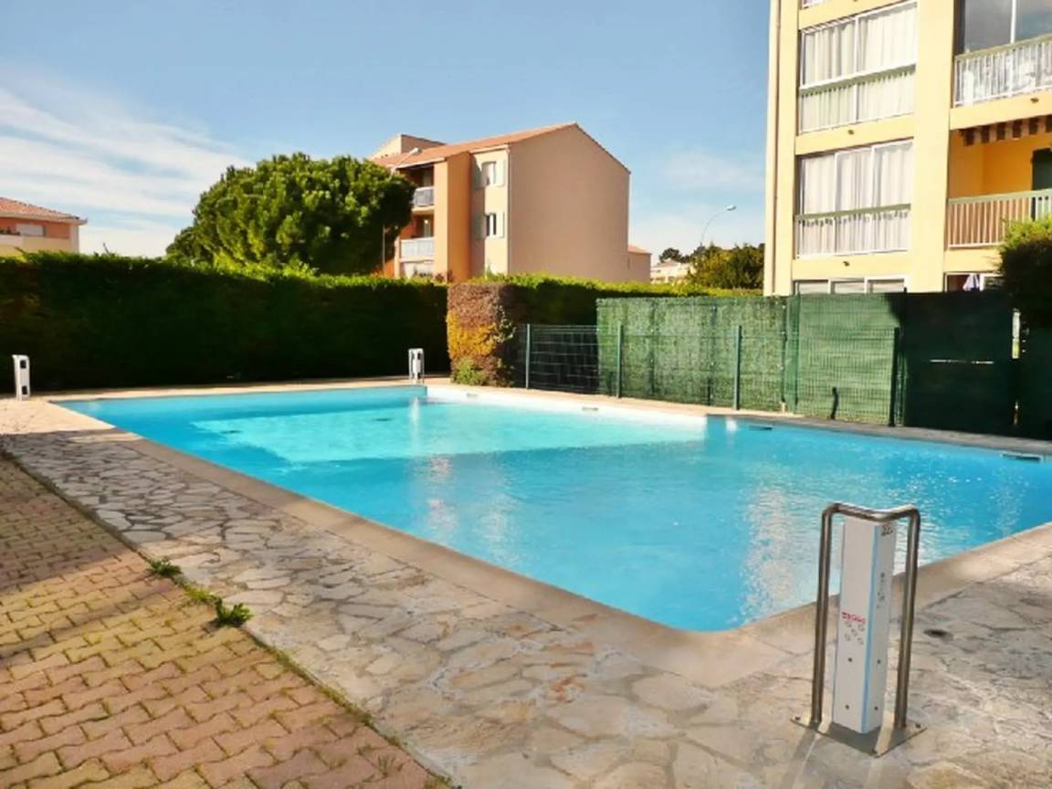 56 M² Ferienwohnung ∙ 2 Schlafzimmer ∙ 4 Gäste - Sanary-sur-Mer