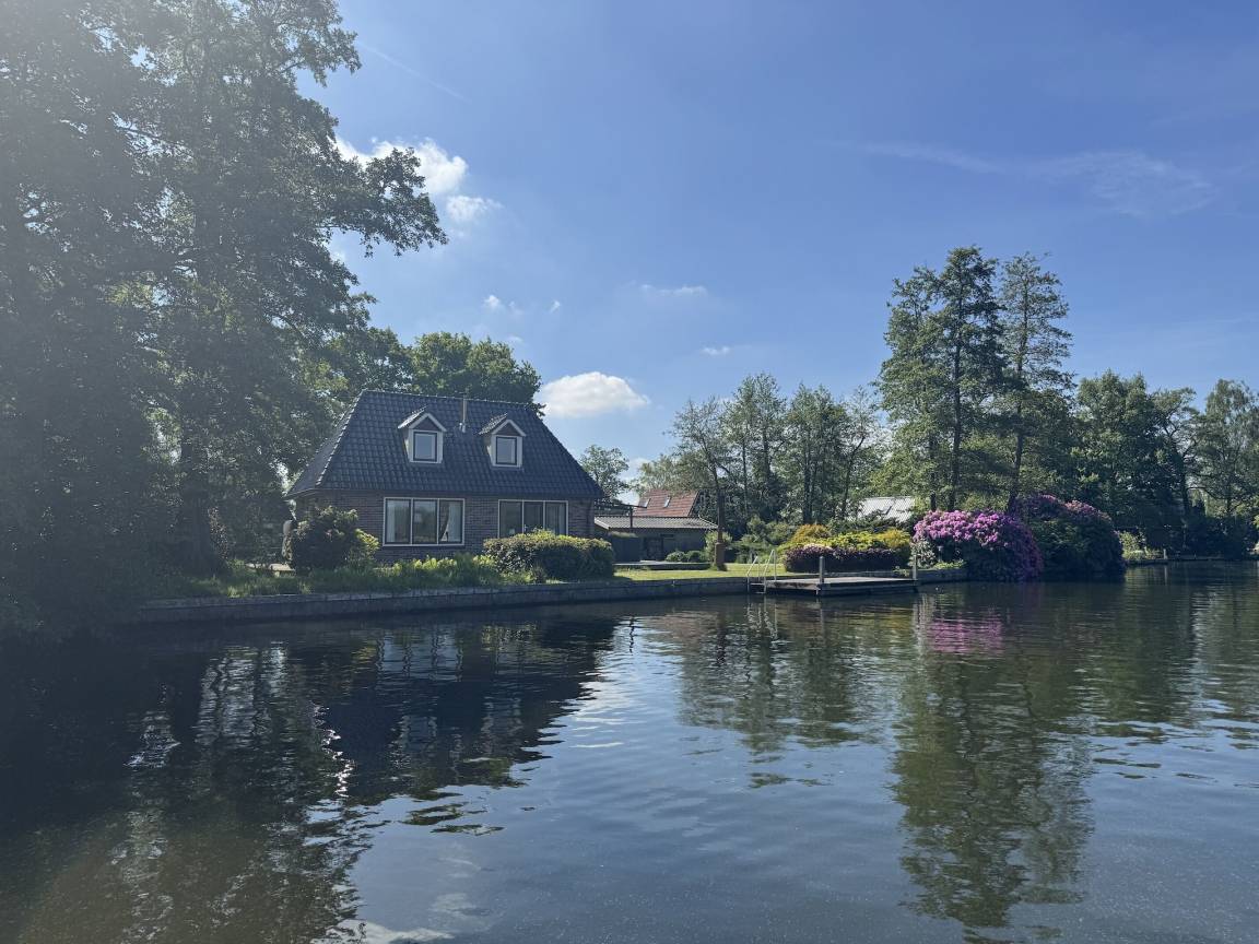 85 M² Ferienhaus ∙ 2 Schlafzimmer ∙ 5 Gäste - Groningen, Niederlande