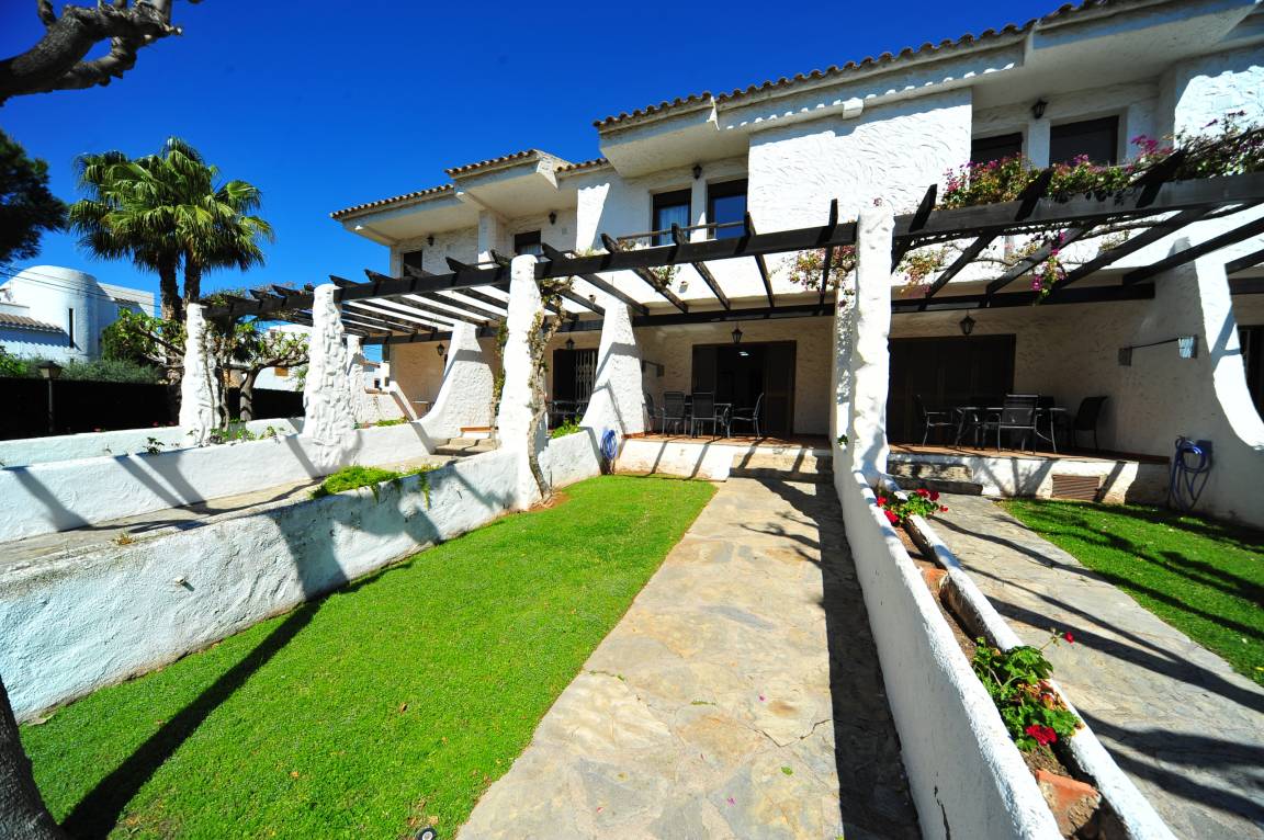 80 M² Ferienhaus ∙ 3 Schlafzimmer ∙ 8 Gäste - Benicasim
