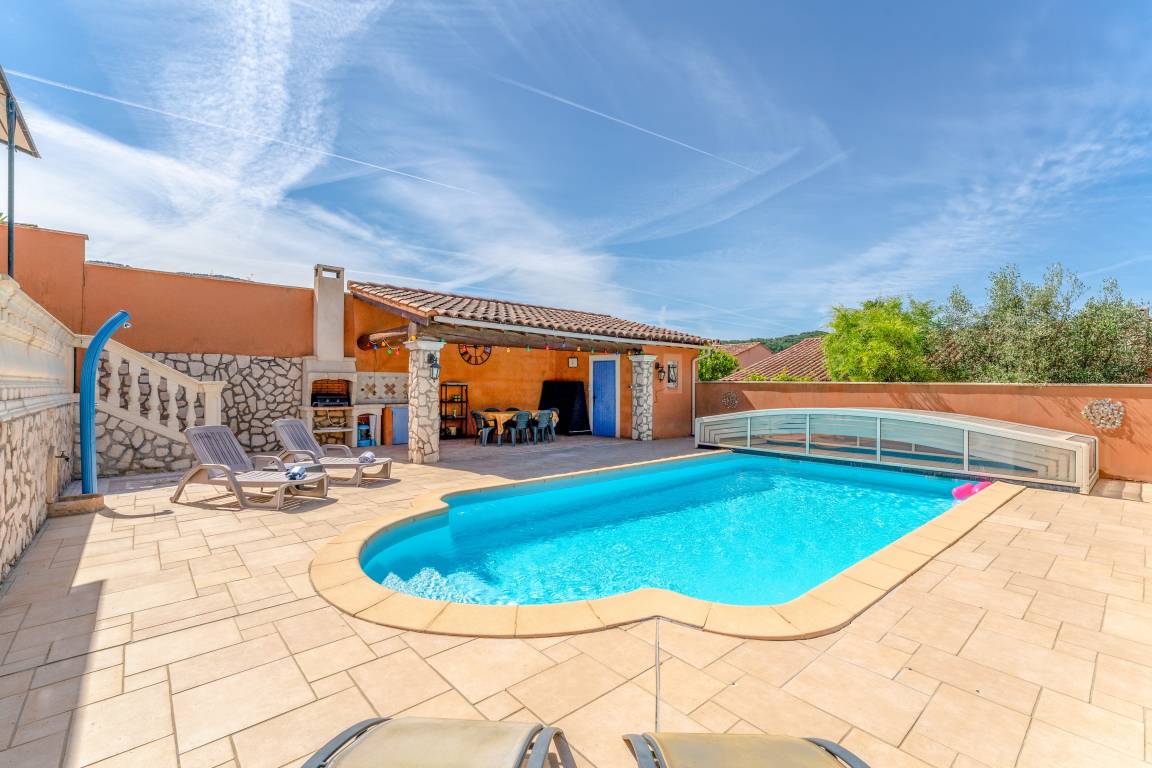 124 M² Maison De Vacances ∙ 3 Chambres ∙ 7 Personnes - Malaucène